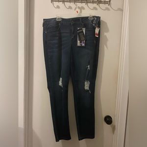 Women’s dark denim skinny jeans